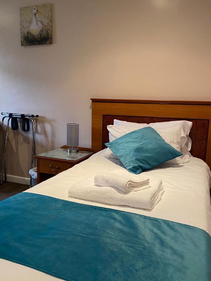 The Whistle And Flute Hotel Barnetby le Wold Luaran gambar